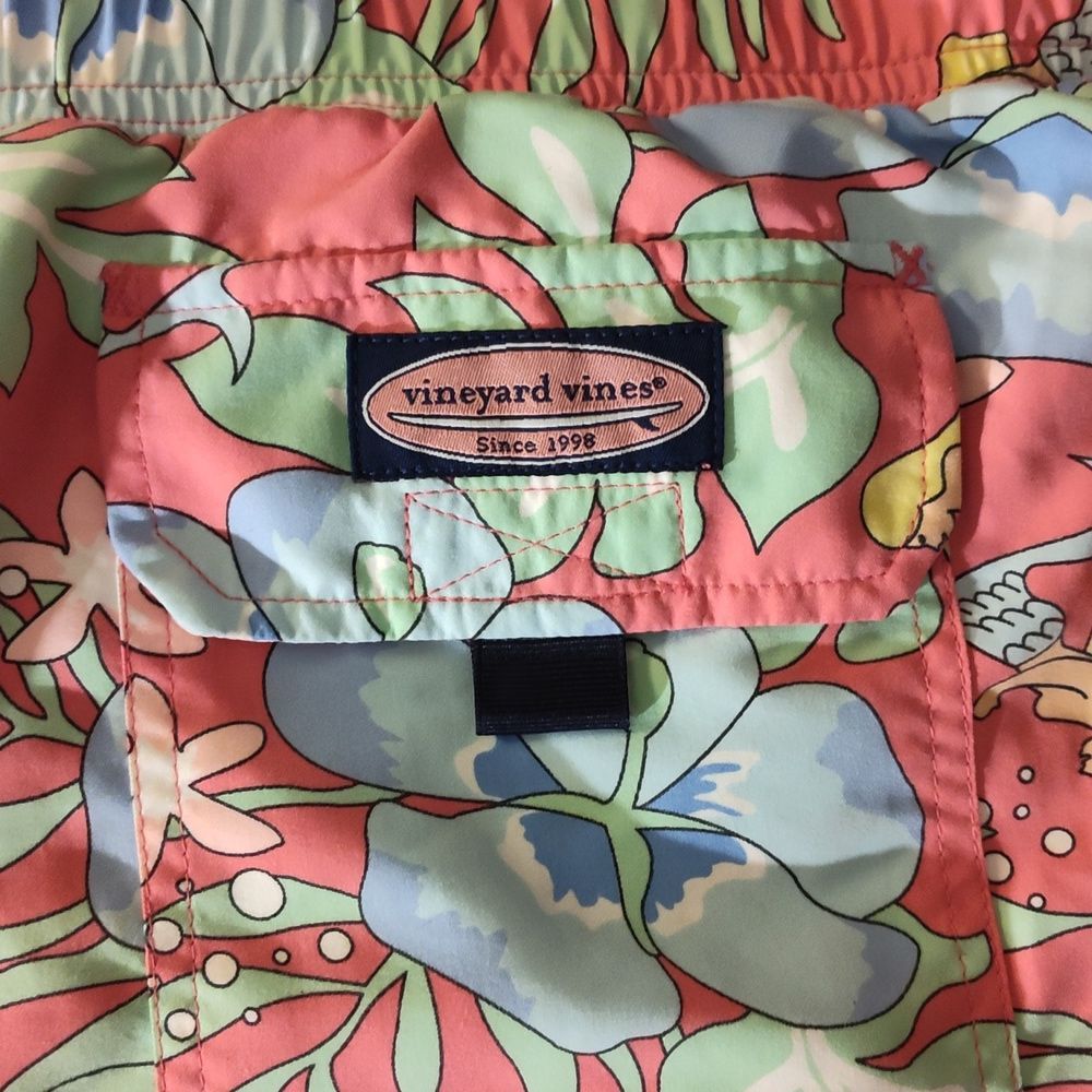 Vineyard Vines Swim Trunks - image 8